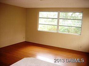 4th image of 1087 10th St