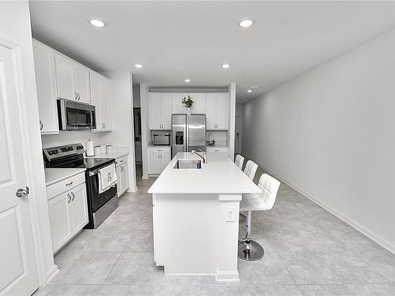 4th image of 1740 White Water Ct