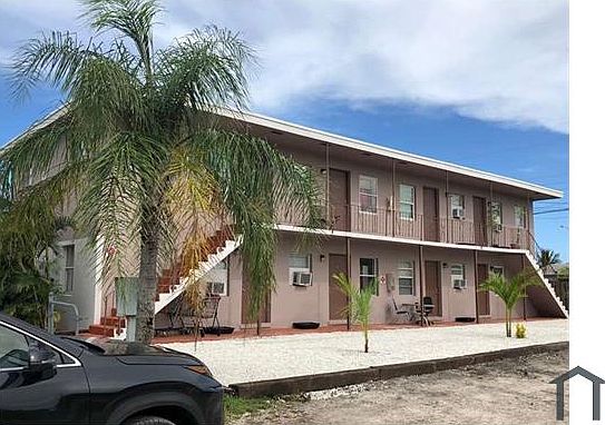 1st image of 526 NW 12th Ave #2