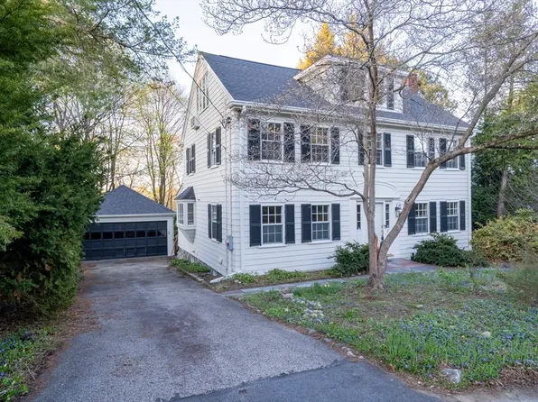 5 Richard Rd, Lexington, MA 02421