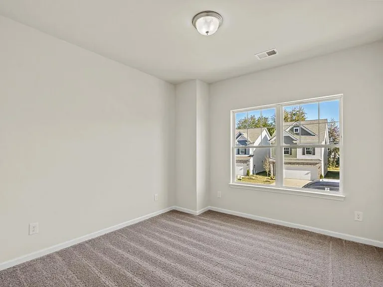 222 Emmett Dr — Photo 21