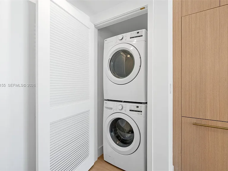 90 NE 32nd St #806 — Photo 12