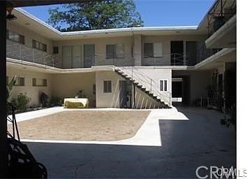3rd image of 11827 Beverly Blvd APT 14