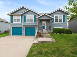 1903 161st Ter, Basehor, KS 66007