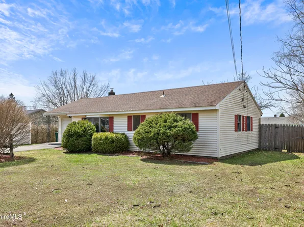 43 Eleanor Rd, Dalton, MA 01226