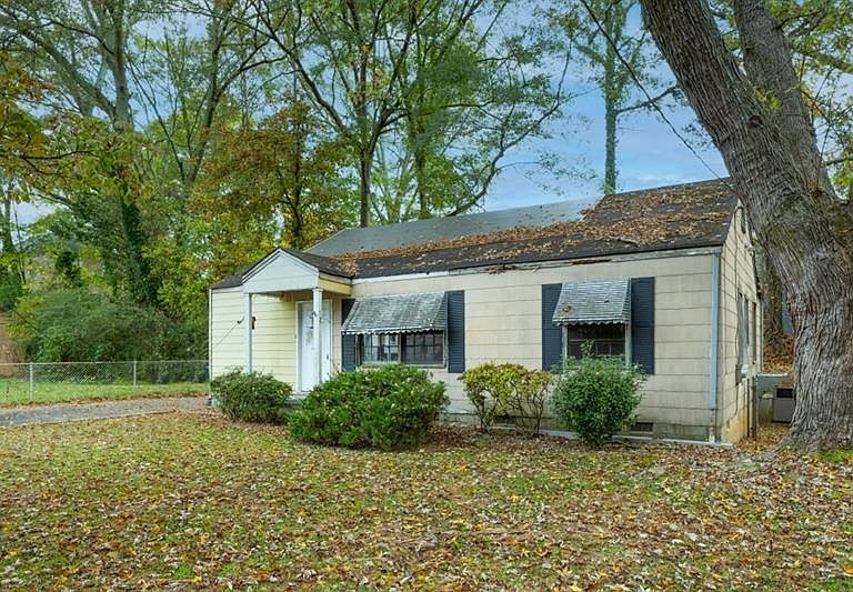 Listing photo 4