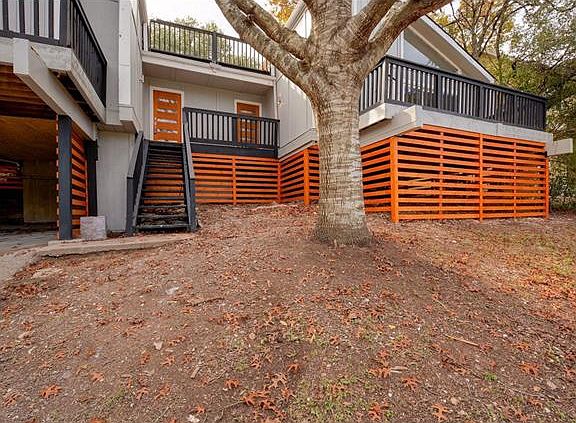 3rd image of 1503 Rockdale Cir #B