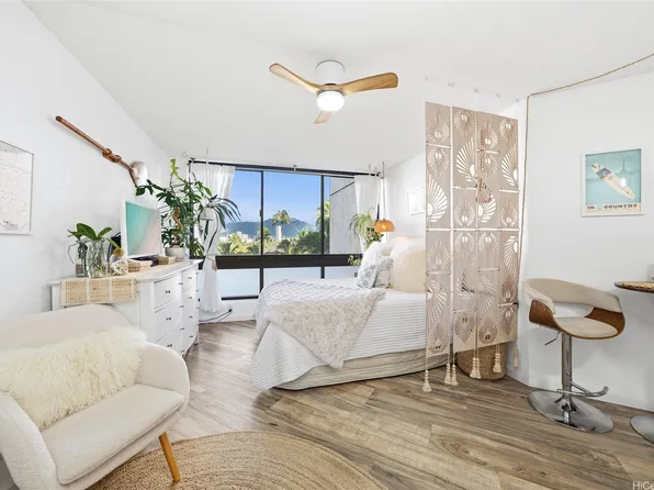 300 Wai Nani Way #Ii718, Honolulu, HI 96815