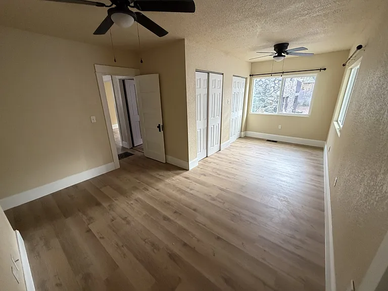 703 Country Club Dr — Photo 16