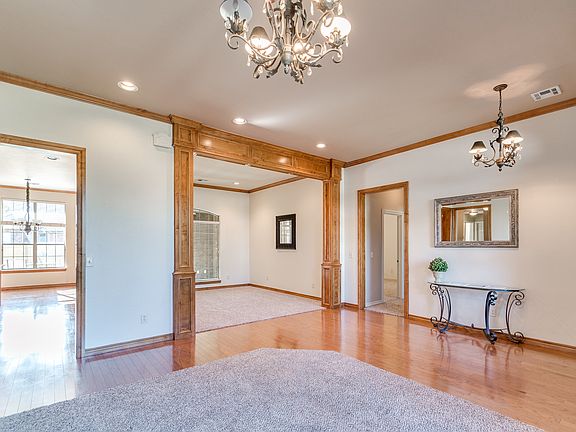 5th image of 2708 Ashehollow Ln