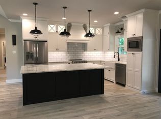 126 Cedarwood Dr, Enchanted Oaks, TX 75156