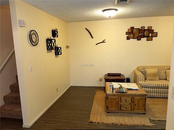 5th image of 3464 Townhouse Dr