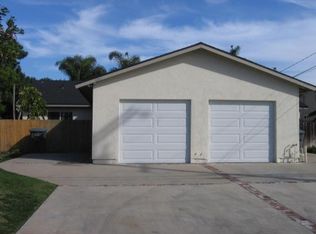 1063 Aloha Dr, Encinitas, CA 92024
