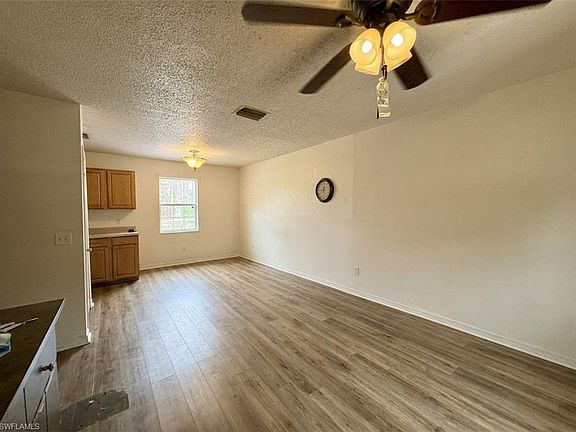 4th image of 3507 E 9th ST