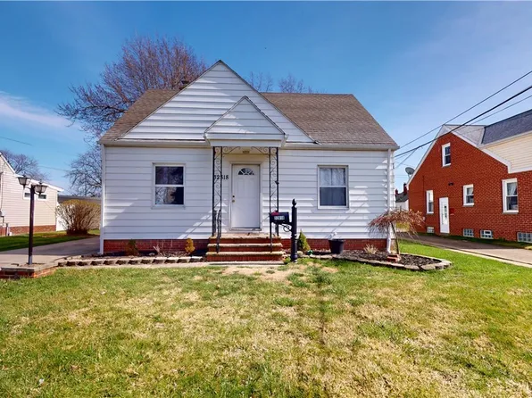 32818 Lake Shore Blvd, Willowick, OH 44095