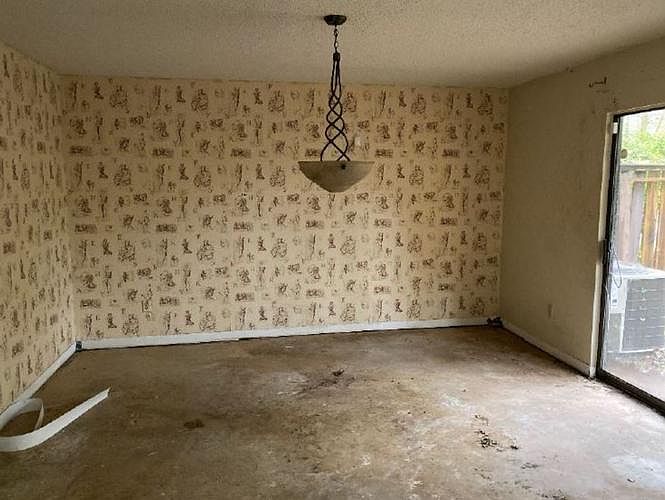 1st image of 3617 Beechollow Dr