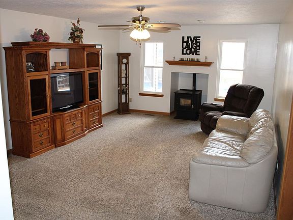 4th image of 304 Winesap Dr