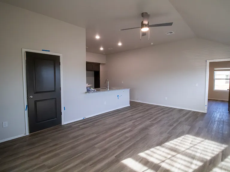 Enclave Estates — Photo 8
