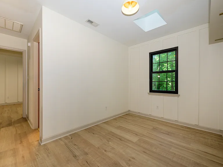7802 Pinetuck Ln — Photo 23