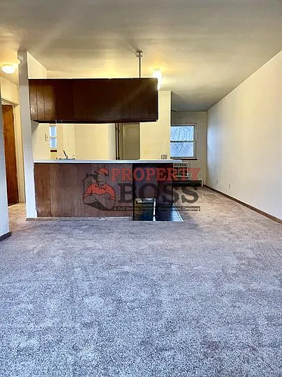 5912 Forest Ave #105 - 1 — Photo 4