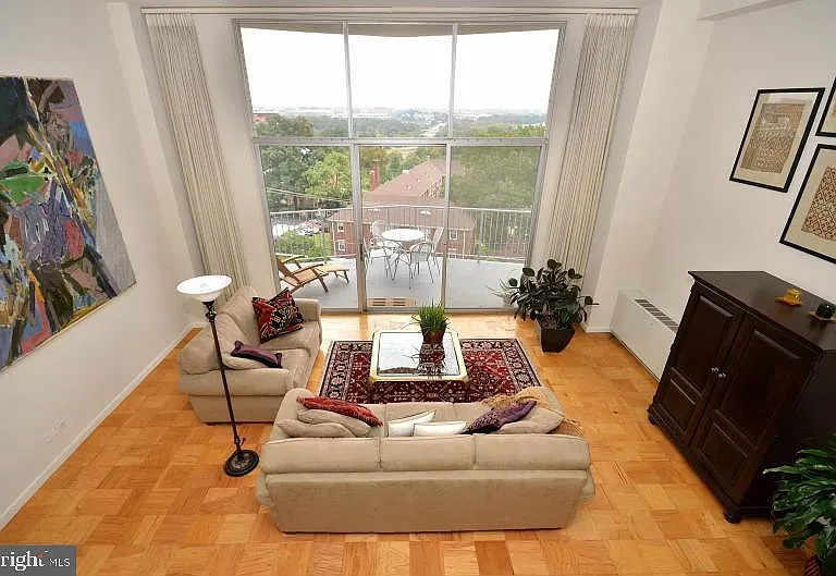 1200 N Nash St #532 — Photo 4