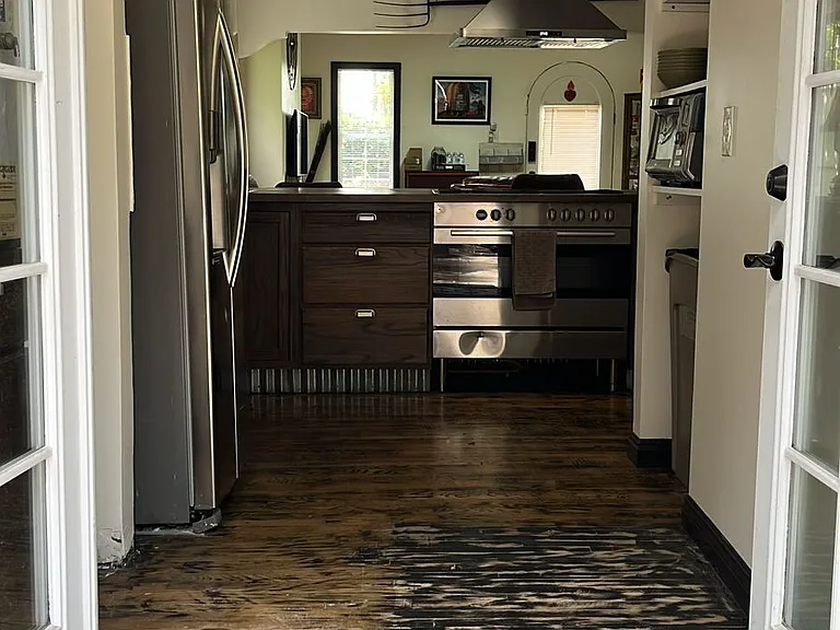 6537 Lexington Ave — Photo 22