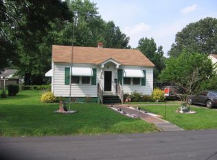 2813 Mark St, Chesapeake, VA 23324