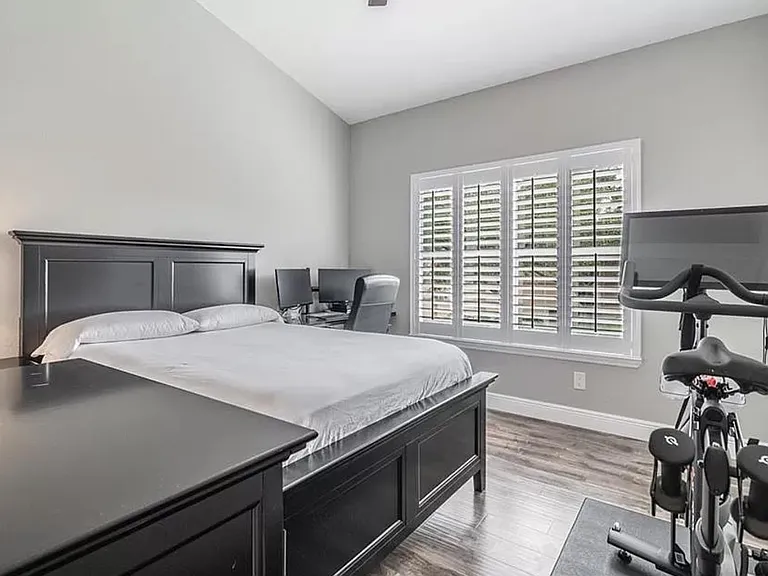811 Normandy Trace Rd — Photo 10