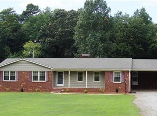 780 Twin Creek Rd, Kernersville, NC 27284