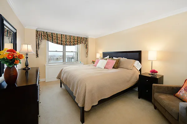 Sold by Corcoran | media 10