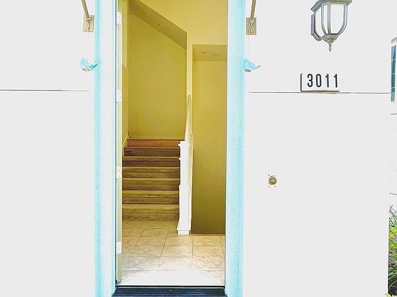 2nd image of 3011 Jayhawkers Pl