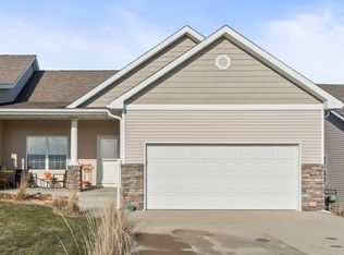 405 W Wright Rd, Norwalk, IA 50211