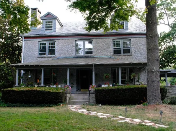 147 S Delaware Ave, Yardley, PA 19067