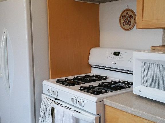5th image of 914 E Grant Pl
