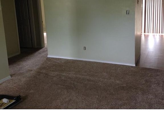 4th image of 100 S Camelot Dr APT 3