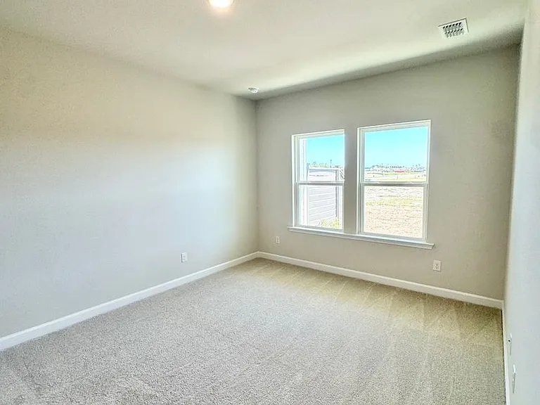 738 Ebb Tide Rd — Photo 9