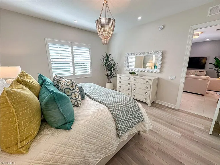 232 Indies Dr E #201 — Photo 19