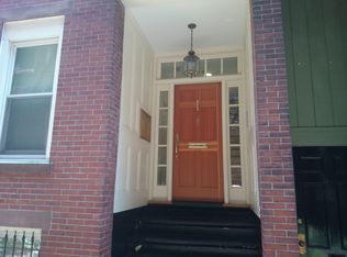 1 Goodwin Pl APT 1, Boston, MA 02114