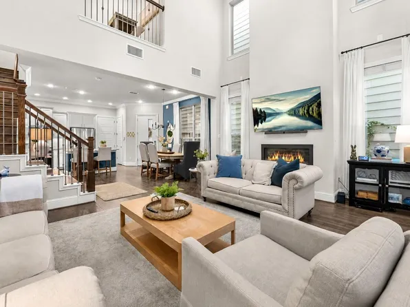 3504 Vista Terrace Ln, Houston, TX 77018
