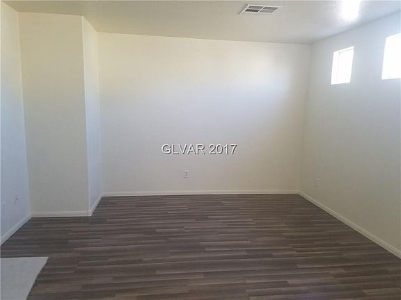 4th image of 2132 Clancy St