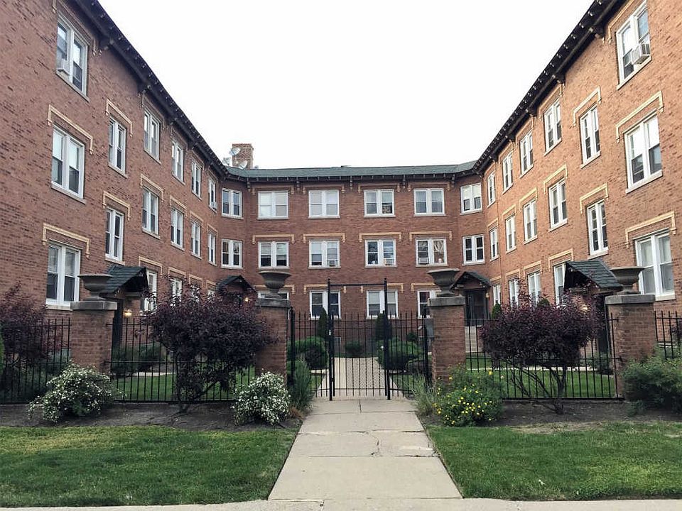 1st image of 4814 W Hutchinson St APT 1C