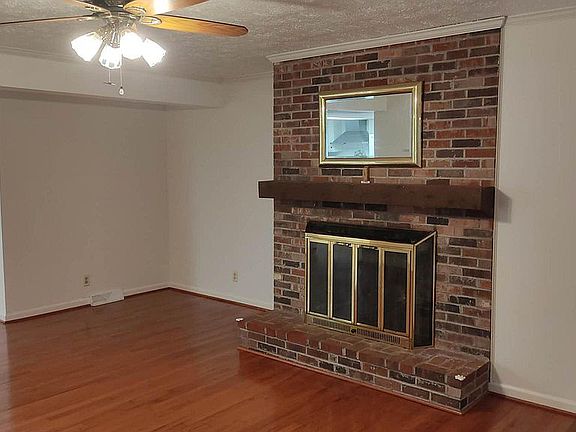 4th image of 3309 Mesa Ct
