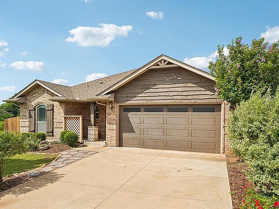 2nd image of 4312 Eagle Cliff Dr
