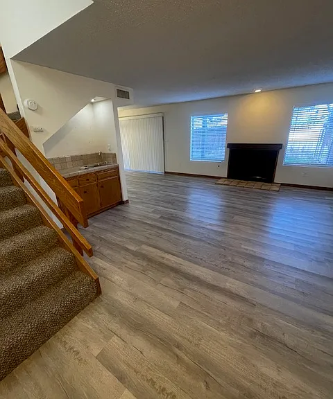 2700 Barrington St #C — Photo 20