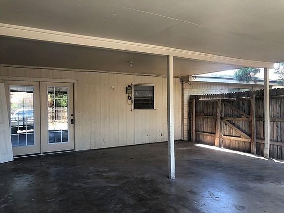 5th image of 2704 Sunset Dr