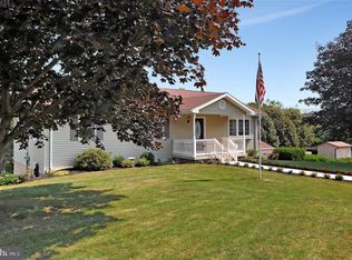 422 Longview Rd, Mc Connellsburg, PA 17233