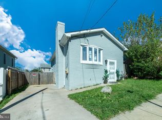 5336 D St SE, Washington, DC 20019