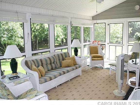 3rd image of 7020 Rea Croft Dr