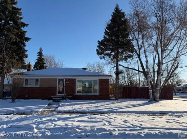 5720 Amboy St, Dearborn Heights, MI 48127