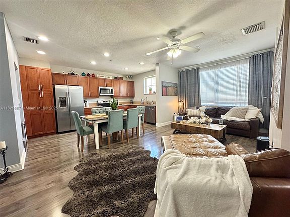 3rd image of 1332 SW 2nd Ct #1332